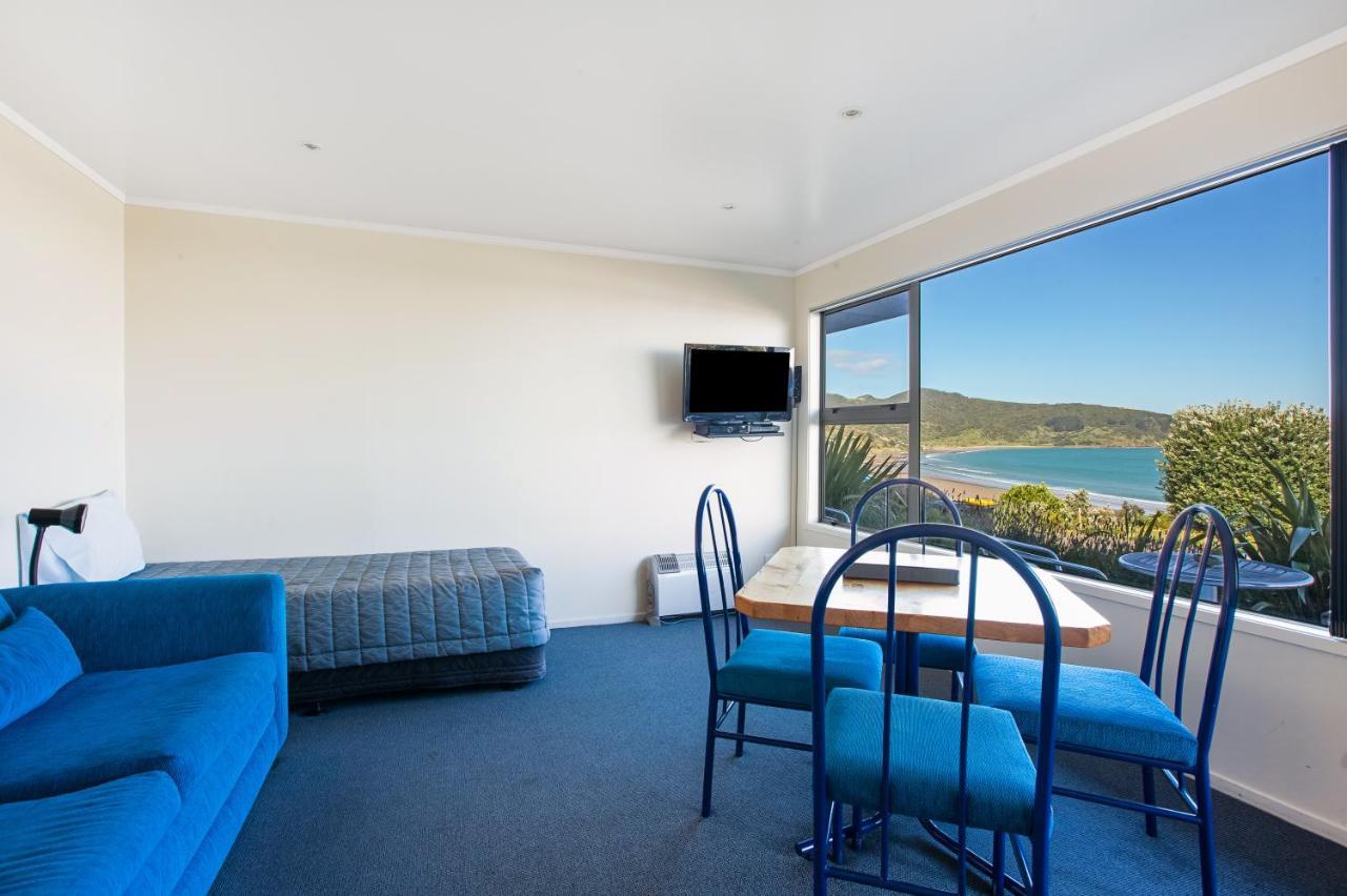 Ahipara Bay Motel Bagian luar foto